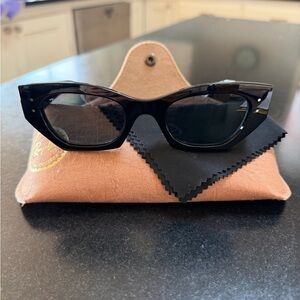 EUC Ray-Ban Zena sunglasses, black, polarized, cat-eye made w/ bio-based nylon